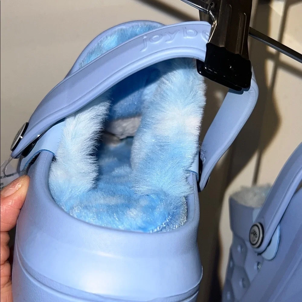 JOYBEES NWT Kids' Light Blue Slip-On Clogs with Removable Fuzzy Lining